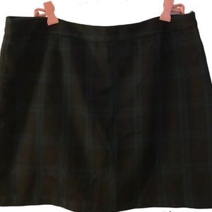 Gap Size 10 Christmas Black/Green Plaid Mini Skirt